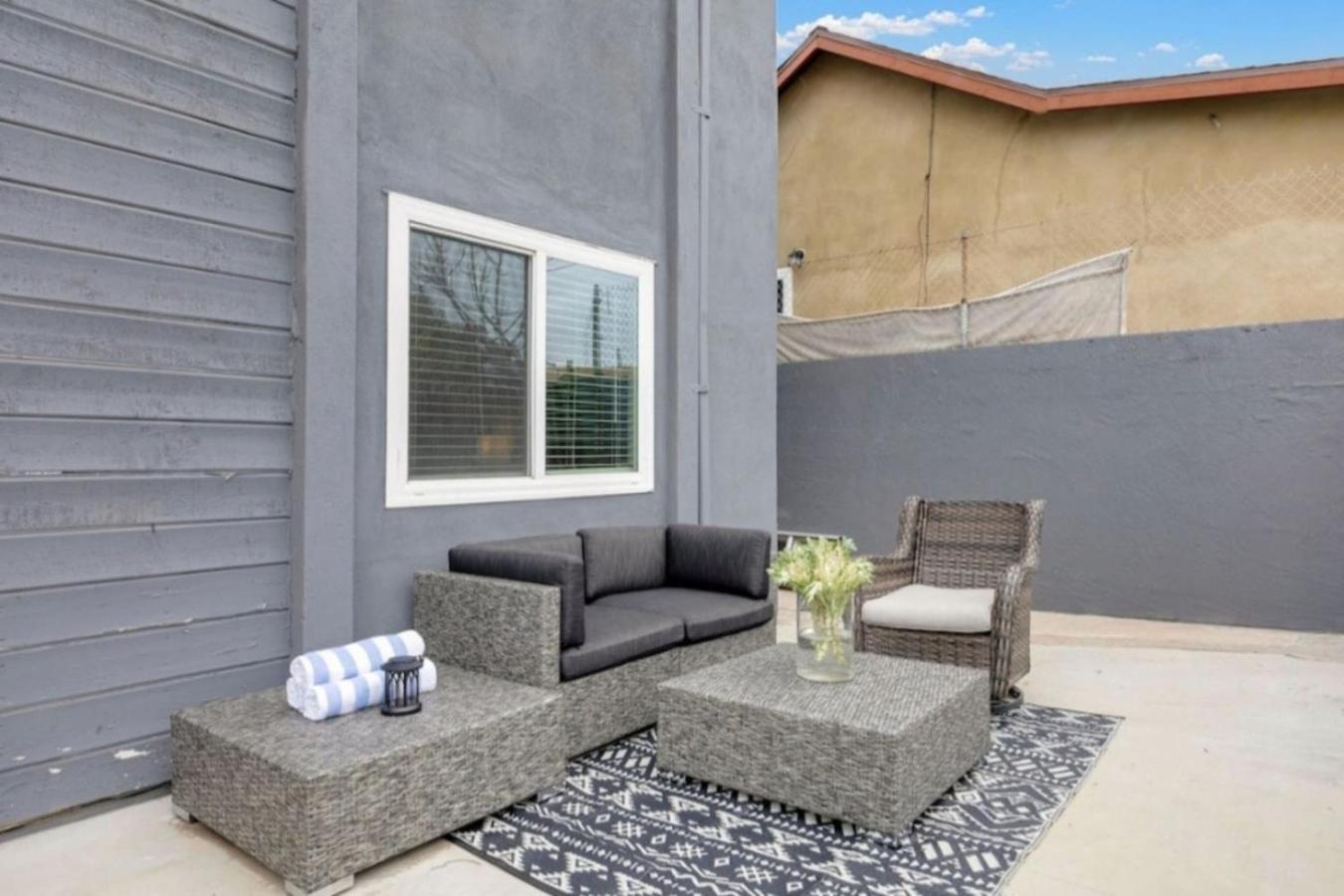 Leyla Pool Min To Downtown Freeways Beaches Apartment San Diego